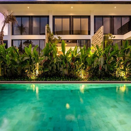 The R Apartments Pererenan Canggu  Exterior photo